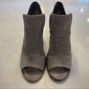 Vince Camuto Gray Leather Fritzey Heeled Perforated Booties 10